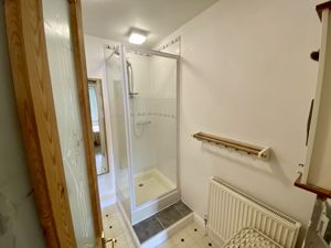 En-Suite- click for photo gallery